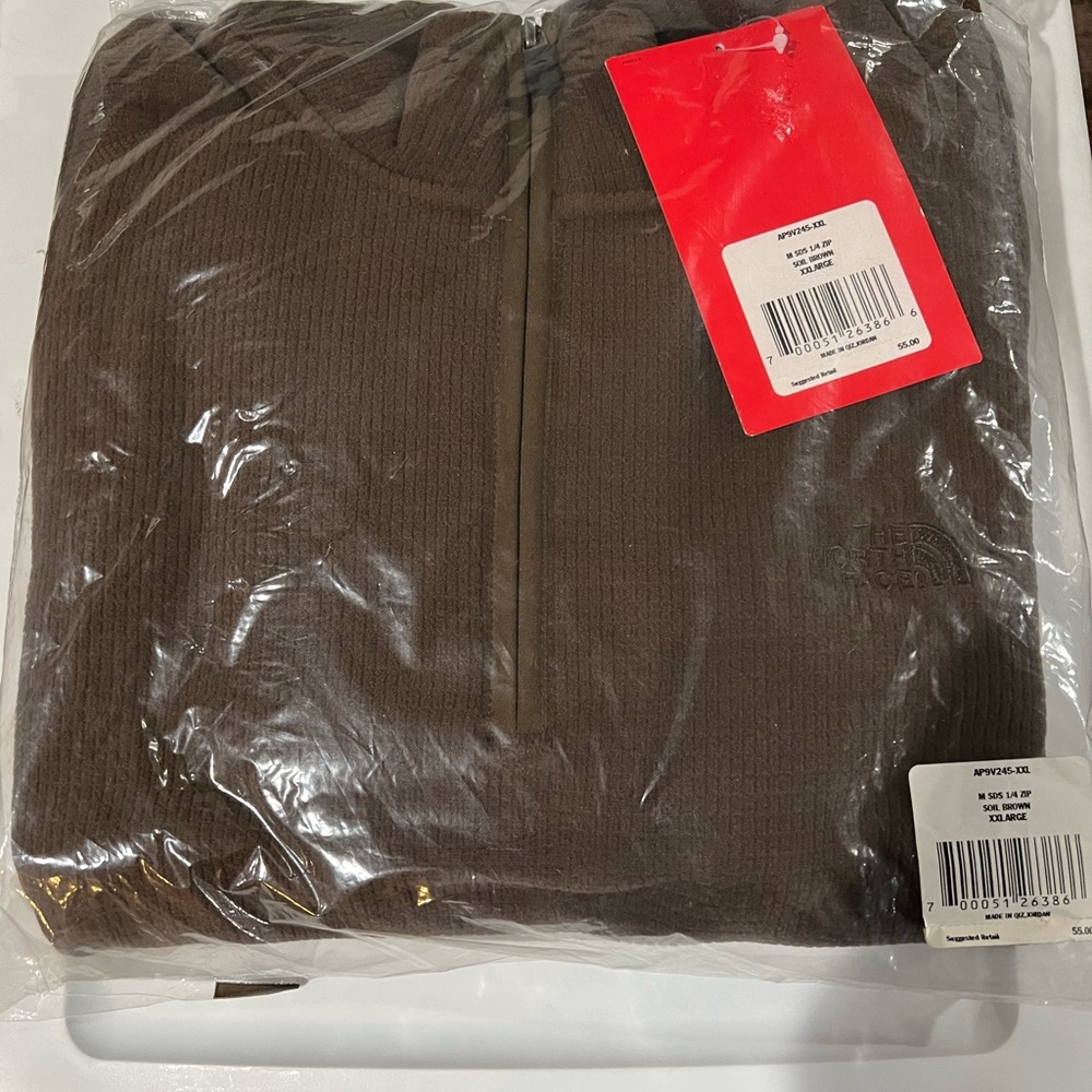 The North Face Men's 1/4 Zip-Up Brown Sweater